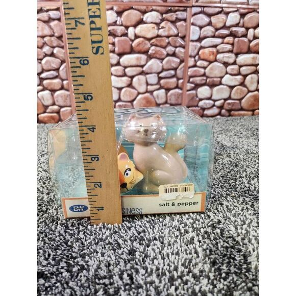 BW Boston Warehouse Frisky Business Cats Salt and Pepper Shaker Set - Picture 8 of 9